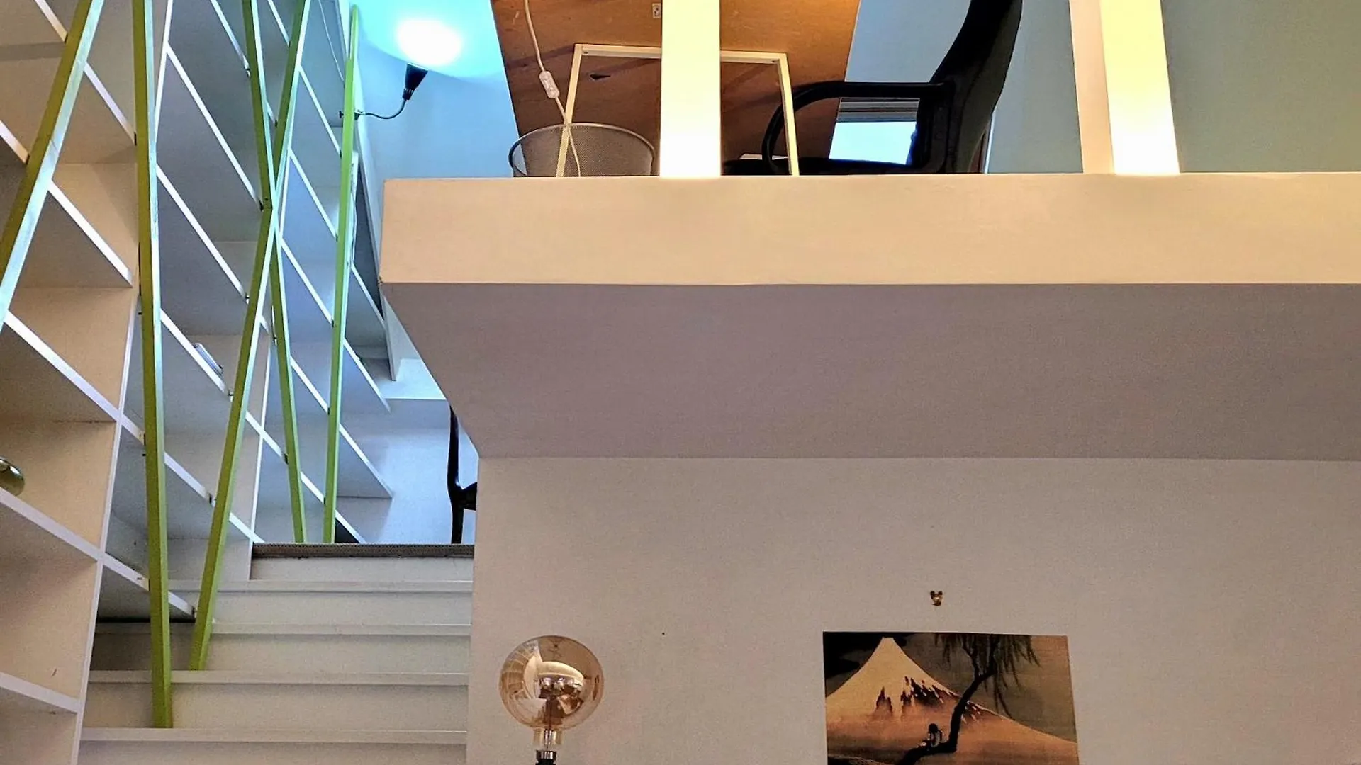 Cosy Flat, Central Location Брюссель 0*,  Бельгия
